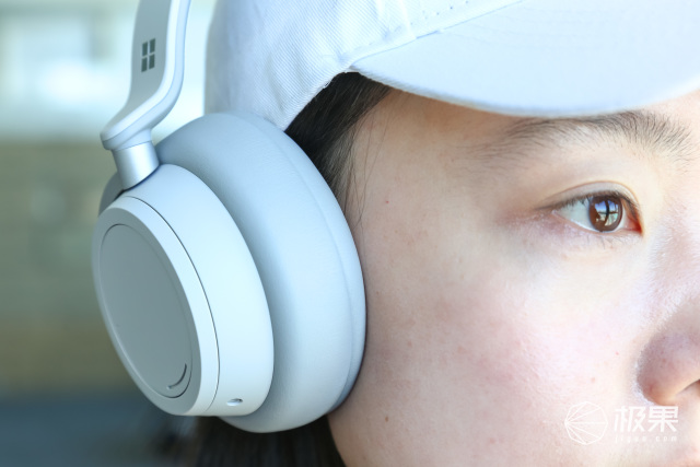 Surface Headphones 上头测评：微软出的旗舰耳机，有点毒
