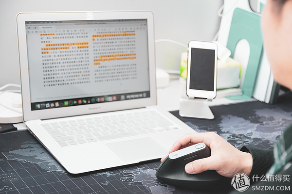 垂直鼠标好在哪?细品罗技 Logitech MX Vertical 人体工学鼠标独到之处