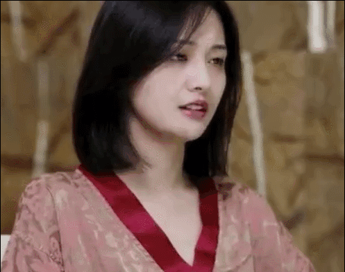 当然了也有郑爽的粉丝为她正名,觉得郑爽这一次突破已经很大了,演技