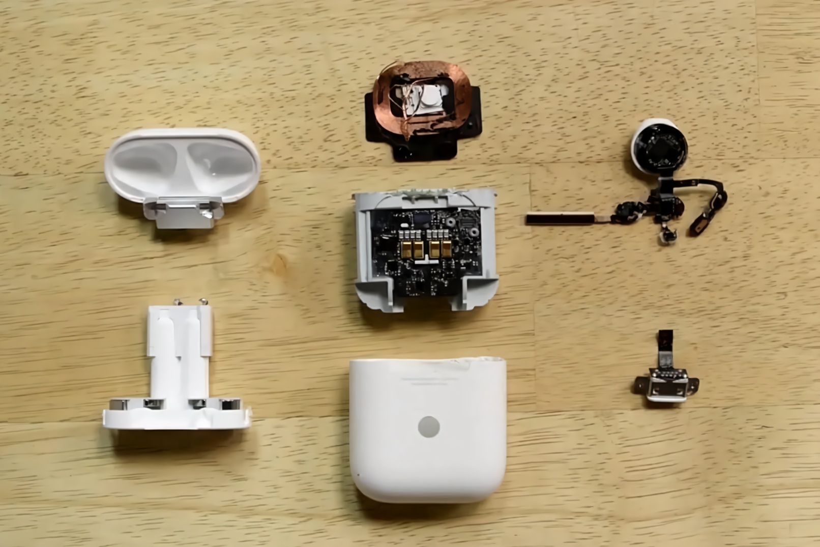off, selected audio track 下载客户端 play 下一个 苹果airpods2