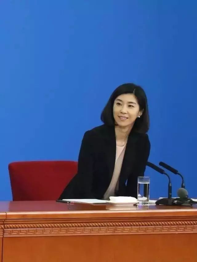 中国著名资深翻译家过家鼎先生盛赞:"张璐是外交部最厉害的翻译!"