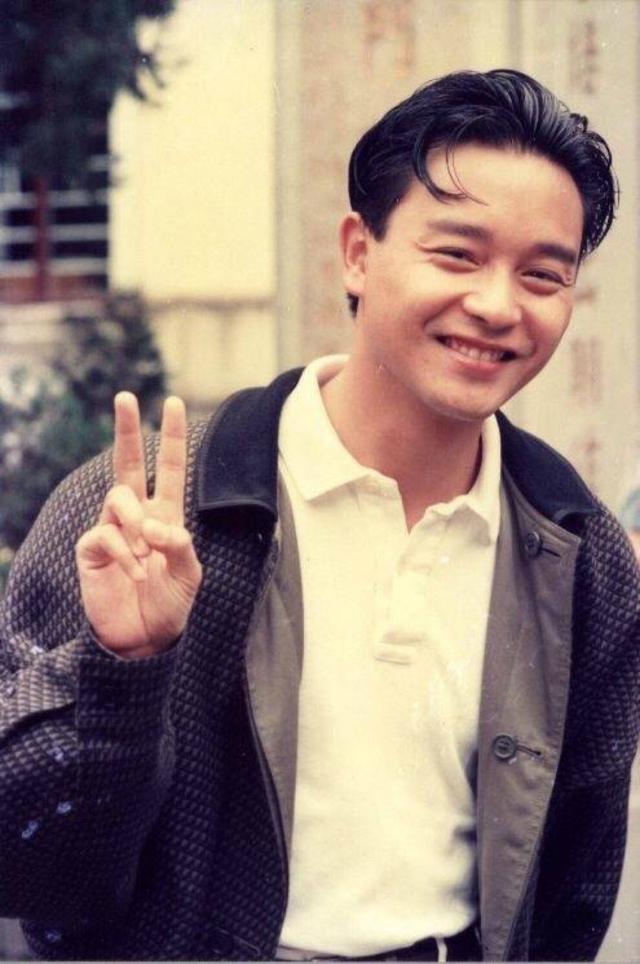 张国荣最明亮的时刻是29年前那一瞬