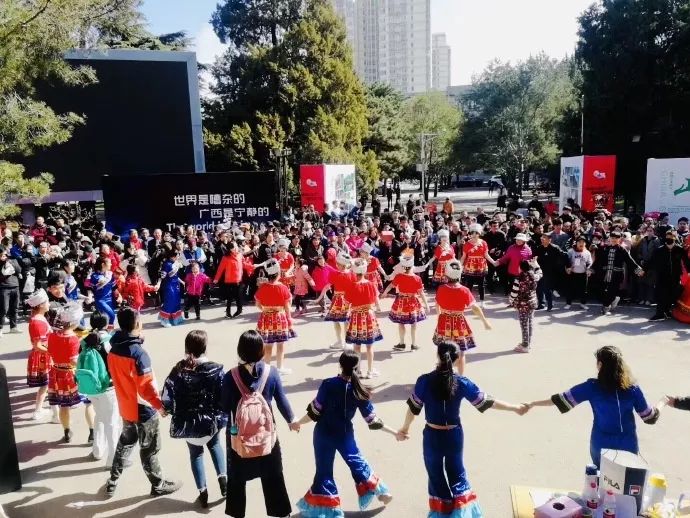6df4f617ly1g1l0r8zvlzj21400u0tnp.jpg 中央民族大学,是时候惊艳全国了!