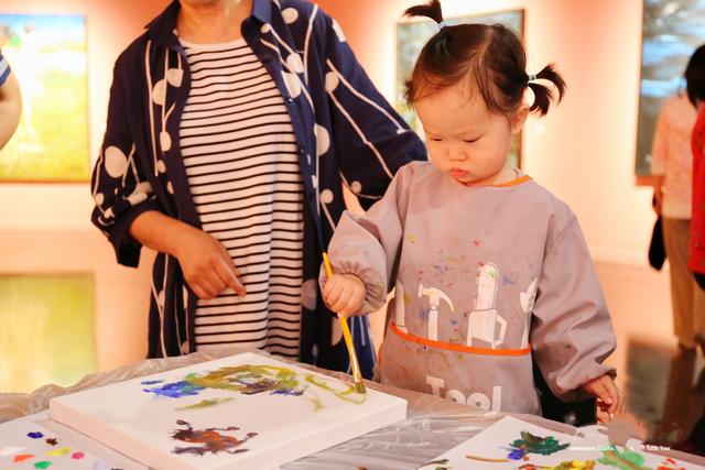 陪你出发—艺术启蒙公共教育活动 为郑泽生深圳画院个展画上句号