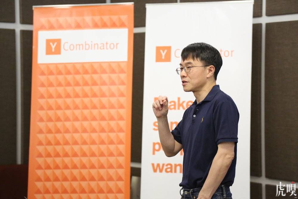 【虎嗅晚报】京东：澳洲办公室撤离是正常调整；李开复：明年110万辆特斯拉无人的士能上路，我吃了它