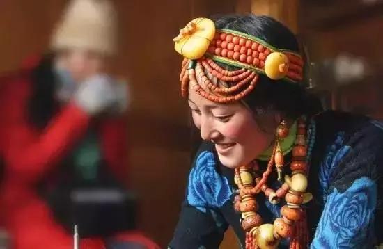 梵林文化-在西藏珊瑚饰品已经成为一种标志