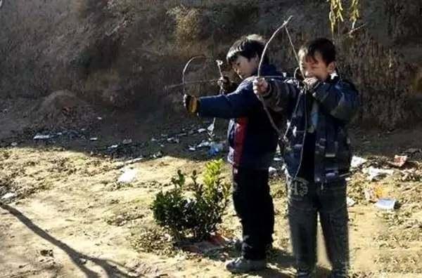 又一波回忆终成回忆“小霸王”就此别过!80后回忆盘点,说好不哭