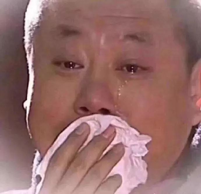 让女友感动到哭的礼物我只能帮你到这了
