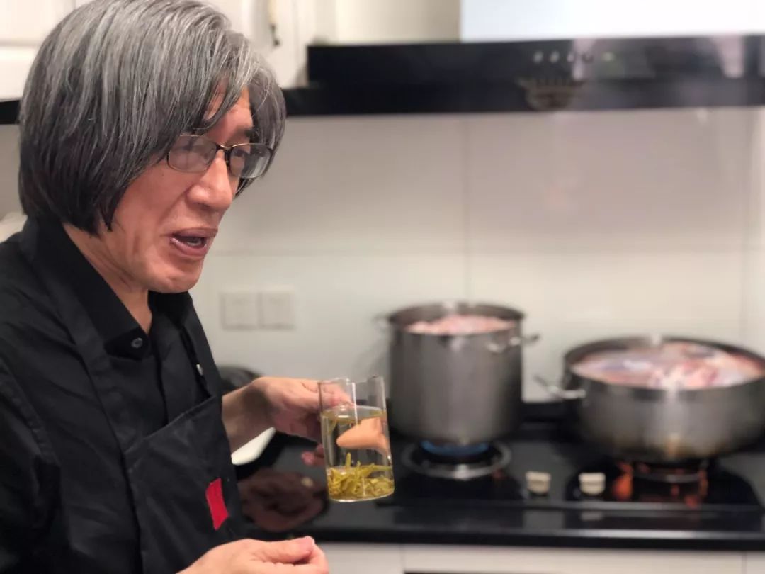 一席自台北回归的海派家宴,藏着失落大半个世纪的杭州味道,和一个跨越四十年的动人故事