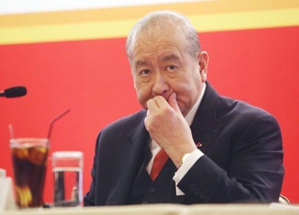 传奇东亚银行屡遭欧美对冲基金狙击,香港李家百年五代传承今交棒