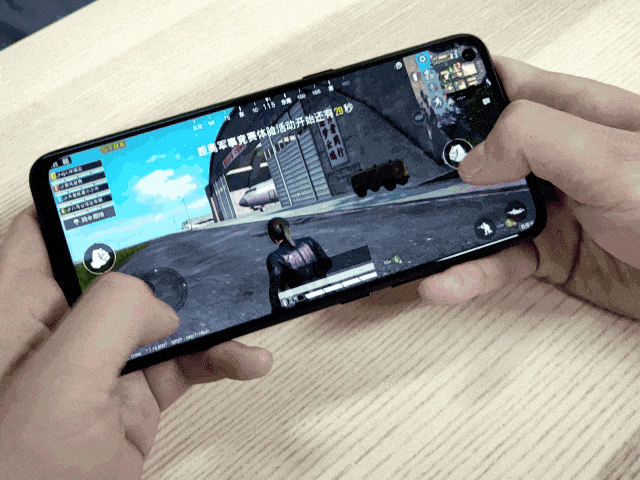 vivo Z5x评测 千元挖孔屏秒变吃鸡利器