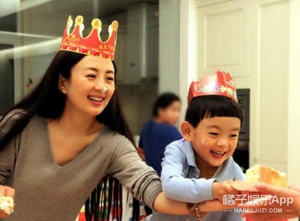 还记得《十八岁的天空》里美术老师魏琳吗？她现在好年轻啊