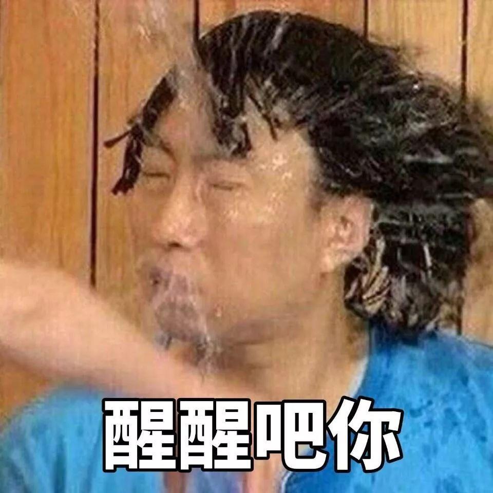 当Lisa露出额头，人间芭比瞬间幻灭？
