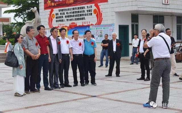 〖快讯〗杜振醉杜若鸿文化舘于泉州市马甲中学正式开舘!