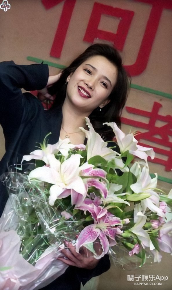 还记得演遍四大名著的古装女神吗？她长得真的好绝啊！