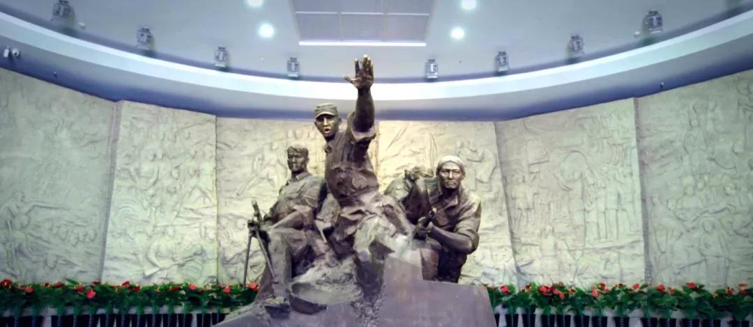 阜平县委书记带队!开展“一学习三热爱”主题宣传教育活动