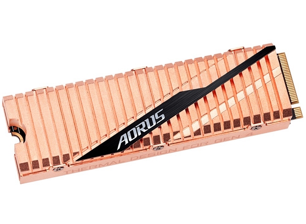 技嘉全球首发PCIe 4.0 SSD：持续读取突破5GB/s