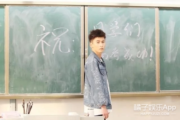 还记得《落跑甜心》里的柴格吗？他现在长这样啦！