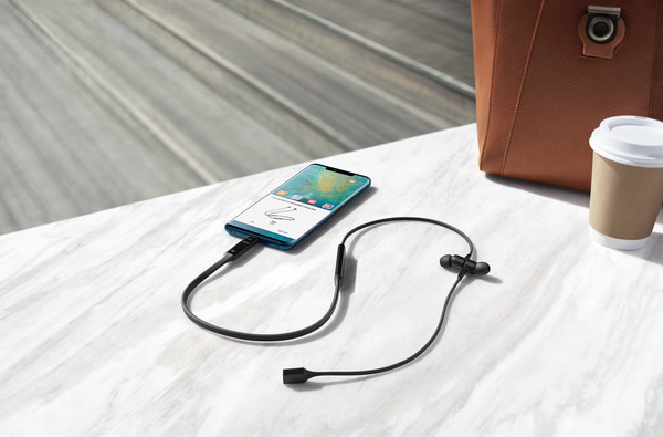 华为FreeLace无线耳机内部构造 华为FreeLace无线耳机内部构造