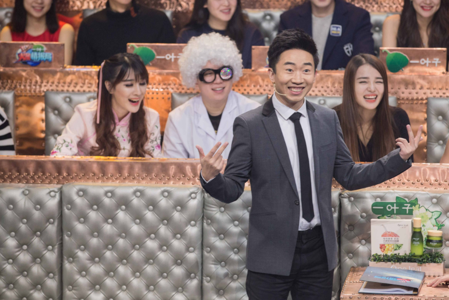 小S被信怼哭,杨迪溺水被当成综艺效果,其实是