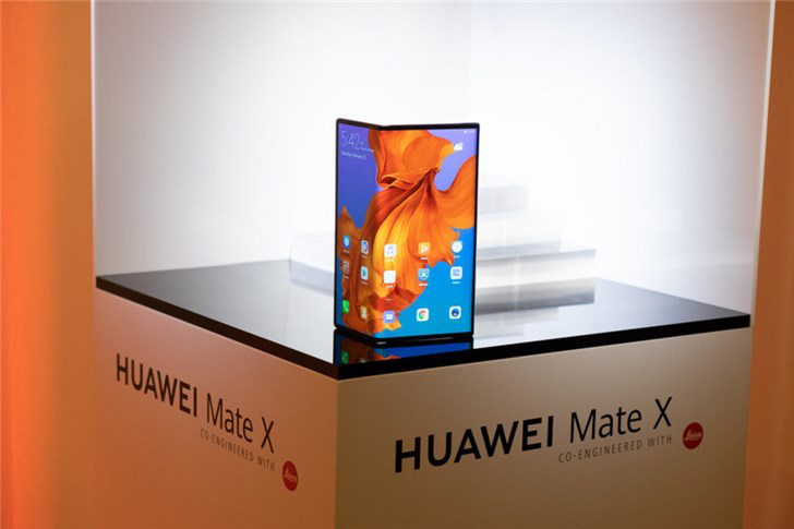 华为mate x 5g 折叠手机入网工信部,内存最高 12gb