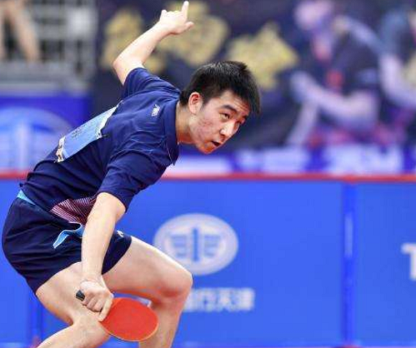 拼命了!国乒00后天才主力晋决赛 4-2淘汰黑马削球手