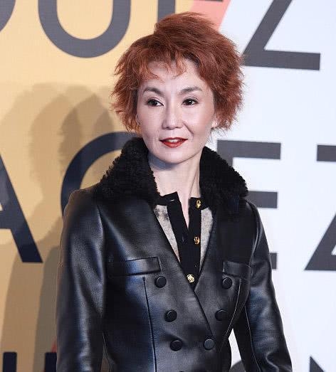 众星出席活动,张曼玉“惊喜”现身,孙俪与新婚的唐嫣比美!