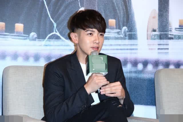 柯镇东发文：我真的好想拍戏，网友的评论不给他留情面