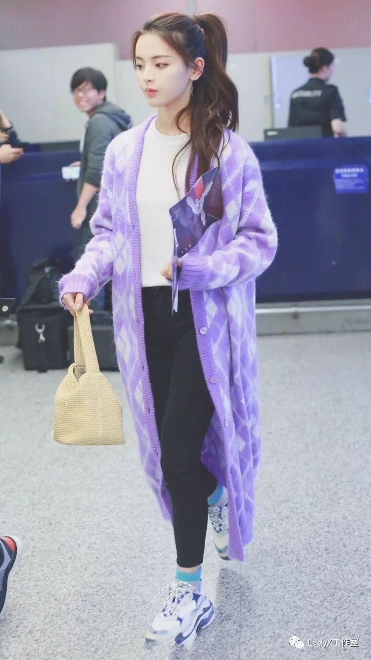 一波水逆驾到!学学杨超越的锦鲤少女穿搭,来