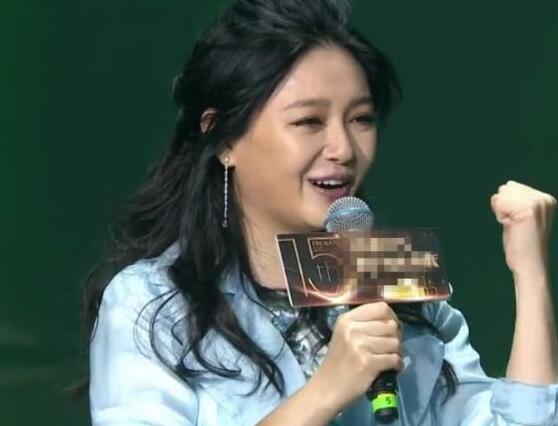 汪小菲力证大S没整容，却因为一句话得罪唐嫣，网友：大S比唐嫣美得高级