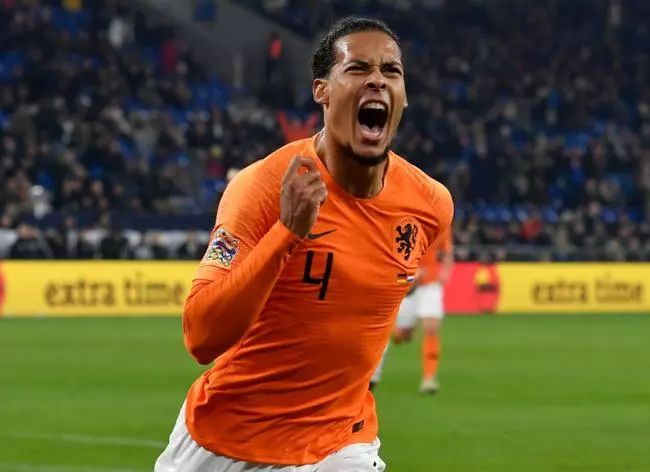 连克世界冠军,苏里南裔球员再立功,荷兰足球又