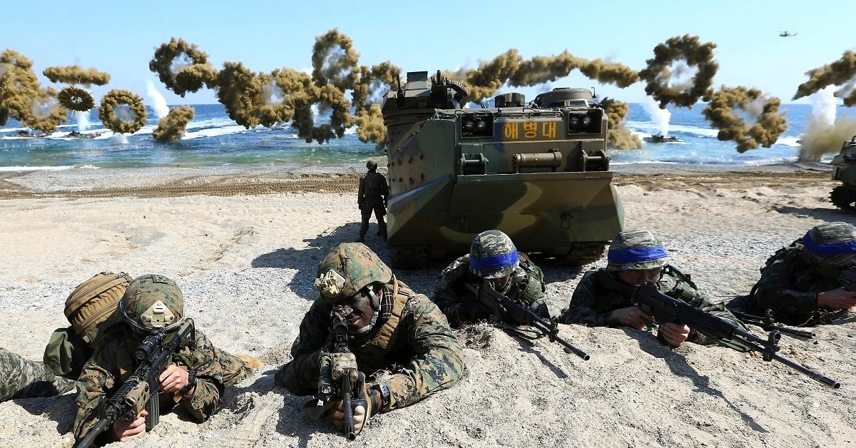 美国防部表示将缩小美韩“鹞鹰“联合军事演习规模