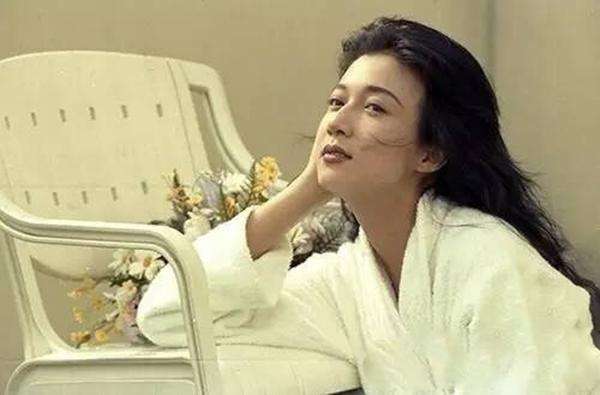 成龙种的瓜，一颗更比一颗酸