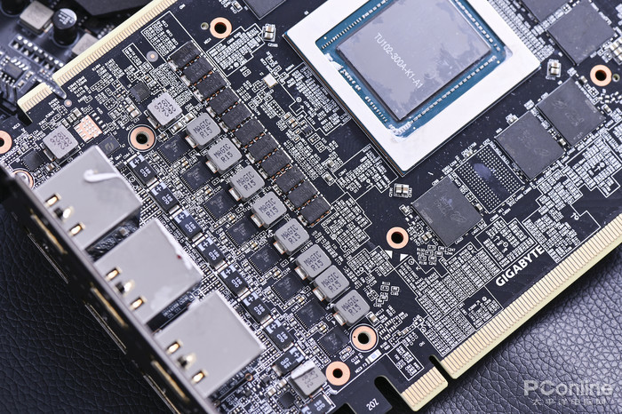 技嘉AORUS GeForce RTX 2080 Ti XTREME评测：极致旗舰