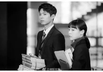 婚后臃肿变老的宋慧乔又美回来了，新剧竟比小12岁男主还嫩！