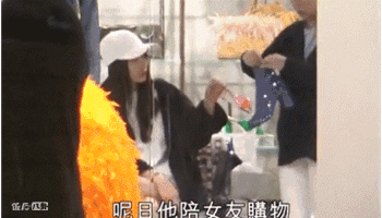 《芳华》中的十八线女配恋上超级富二代被指定演女一，孙怡No.2？