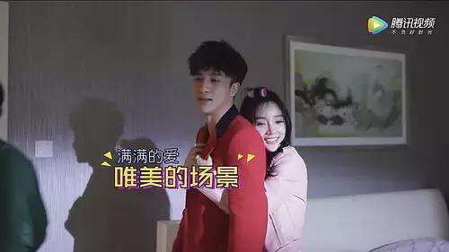 贾乃亮回应离婚后首次现身，手机壳上的四个字亮了！