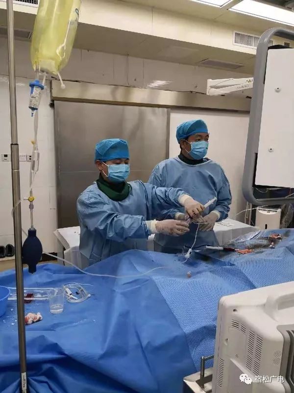 县人民医院成功开展首例全脑血管造影术