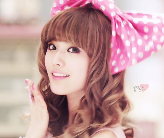 超越刘亦菲连续两年被评为亚洲最美的她，突然肿成这样了？