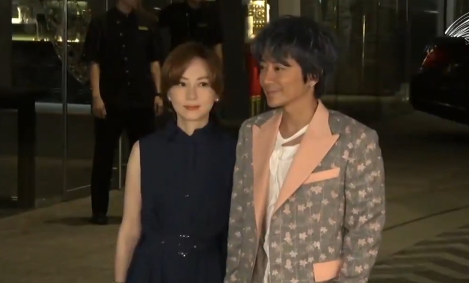 阿娇婚礼半个娱乐圈都来了!吴千语性感抢镜,张智霖夫妇最靓!