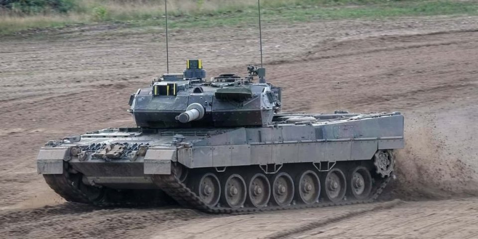 匈牙利从德国订购大批豹2坦克和PZH2000自行榴弹炮