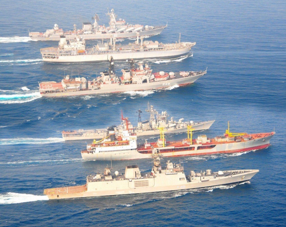 印度拉俄罗斯海上亮剑，派出中国海军第3大舰姊妹舰镇场子