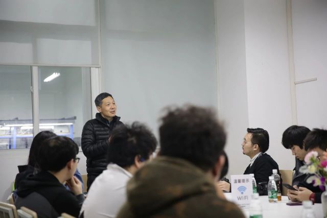 我们“潜入”了一家耳机工厂看了看，他们是怎么干掉Beats的？