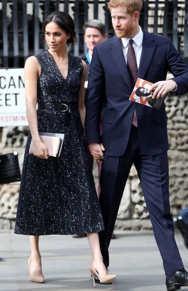 她的脸才是真·上辈子拯救了银河系！可我最羡慕的却是这个部位···