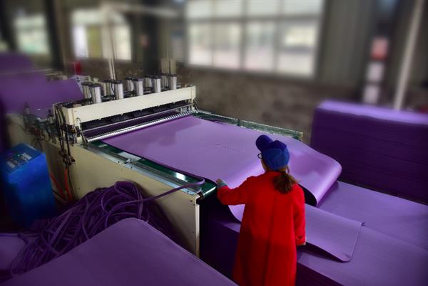 19块9包邮！淘宝天天特卖定制版瑜伽垫成爆款：3天卖出100万