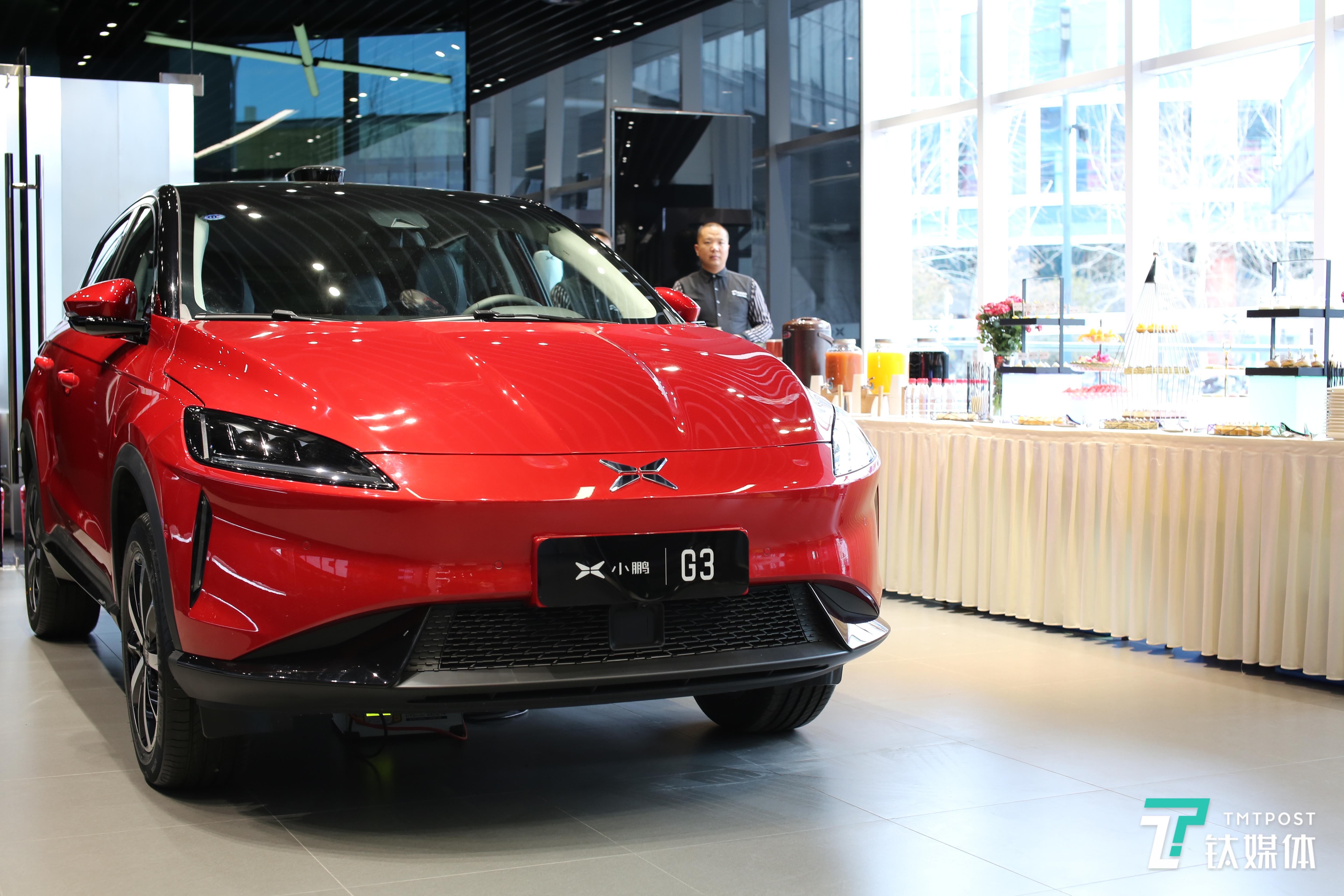 加速布局线下，实行同价策略，小鹏汽车体验中心正式对外营业 | 一线车讯