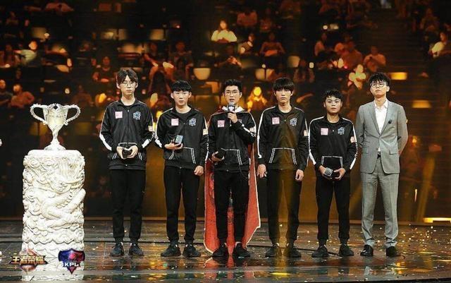 2018KPL年终盘点老牌战队接连陨落 后起之秀称霸联盟