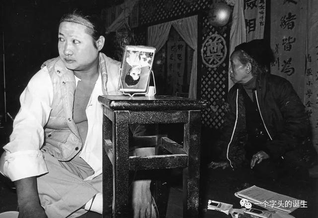 罕见照片曝光，80年代黑白镜头下的香港电影人风貌