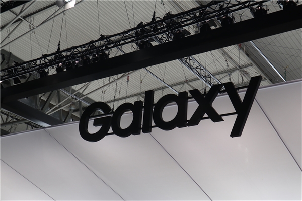 三星Galaxy A50再曝新料 4000mAh电池/2400万摄像头