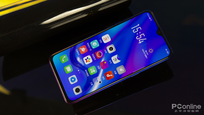 既有颜值又有性能，购买高性价比手机就选它们